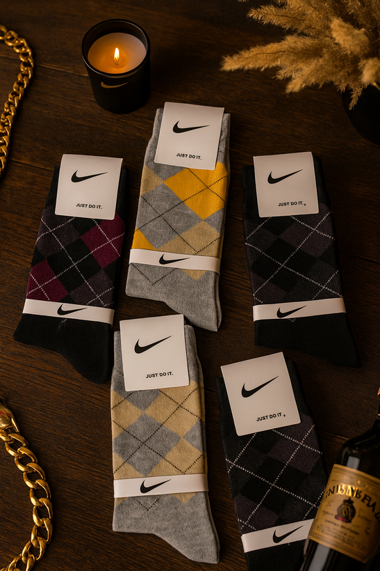 انواع جوراب های مردانه کامپیوتری نخی برند naiki