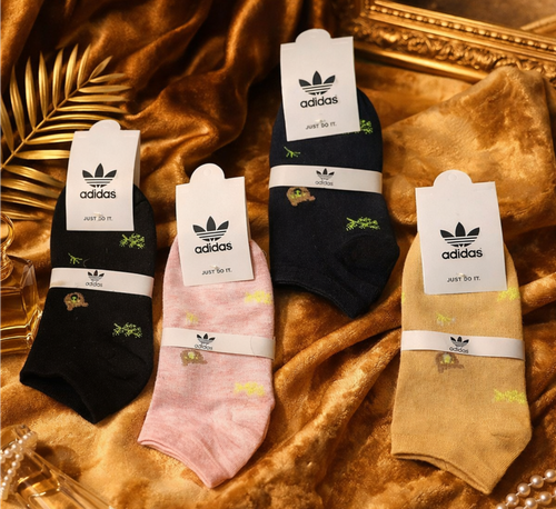 جوراب نخی فانتزی smial برند Adidas